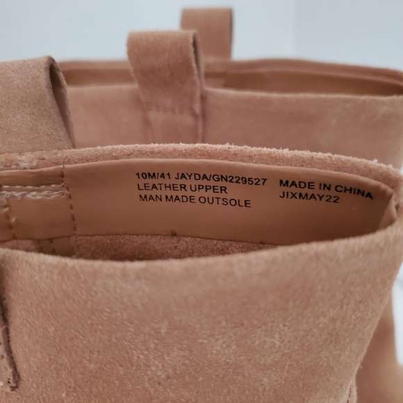 BCBGeneration Jayda Suede Bootie Size 10 - Picture 4 of 4